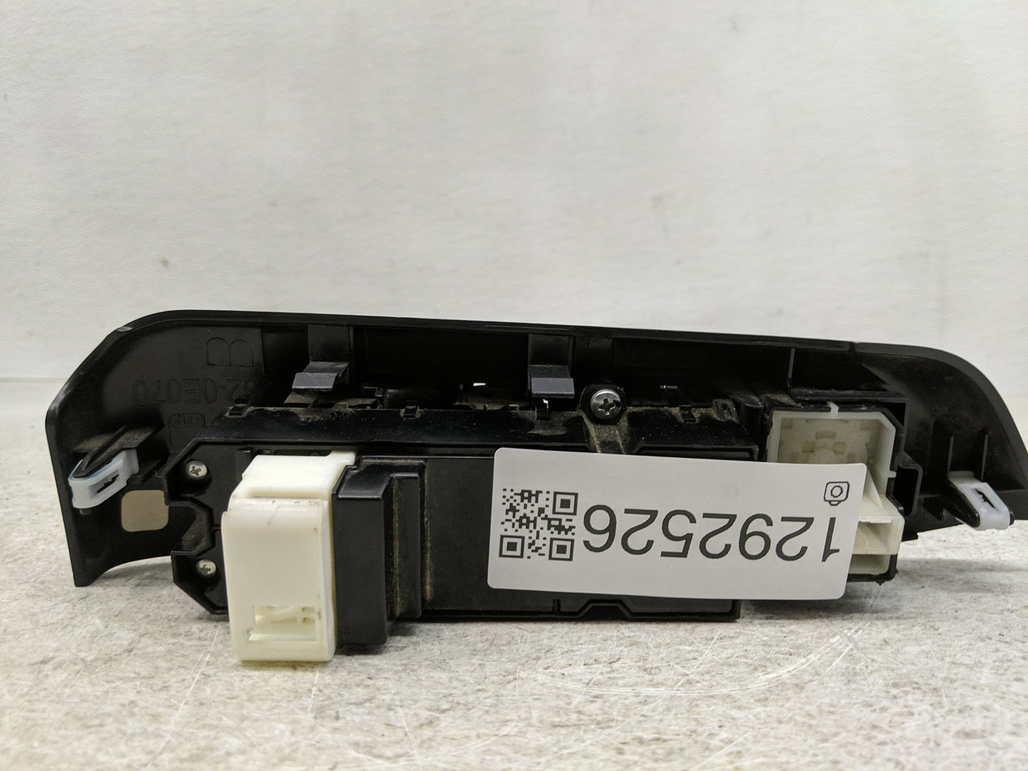 2014-2019 Toyota Highlander Master Power Window Switch Replacement Driver Side Left P/N:84820-0E020 Fits OEM Used Auto Parts