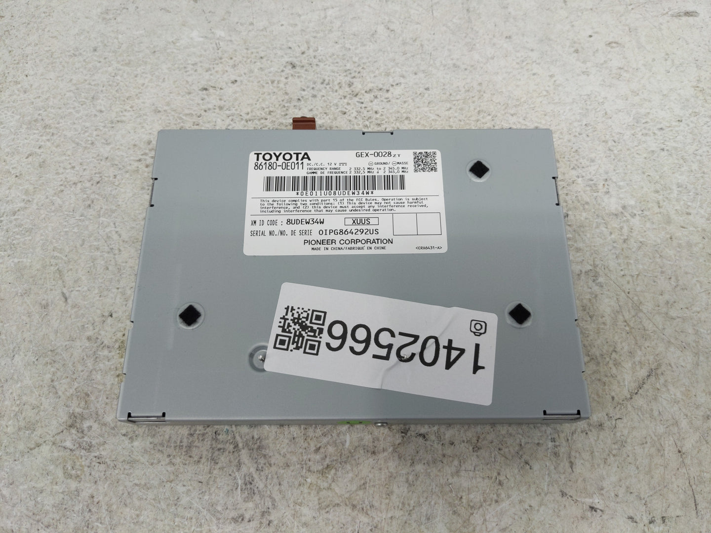 2014-2019 Toyota Highlander Radio AM FM Cd Player Receiver Replacement P/N:86180-0E011 Fits OEM Used Auto Parts - Oemusedaut