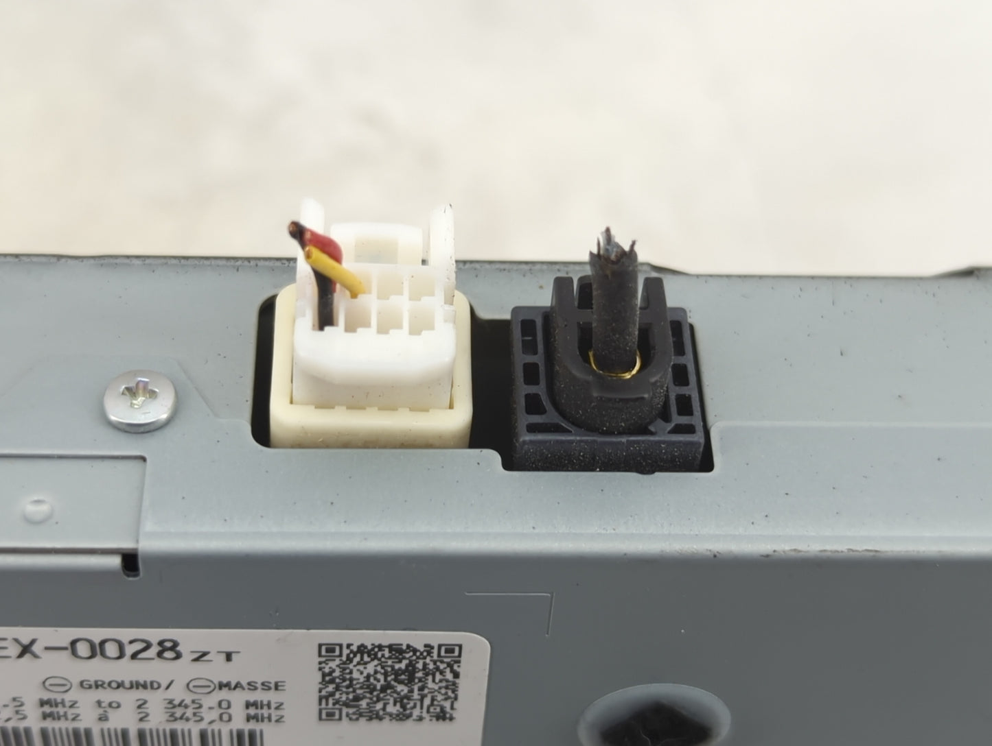 2014-2019 Toyota Highlander Tuner Satellite Receiver 1469108 - Oemusedautoparts1.com