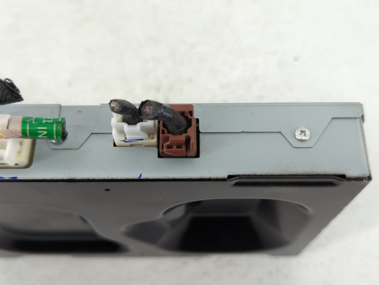 2014-2019 Toyota Highlander Radio AM FM Cd Player Receiver Replacement P/N:86180-0E011 Fits OEM Used Auto Parts - Oemusedaut