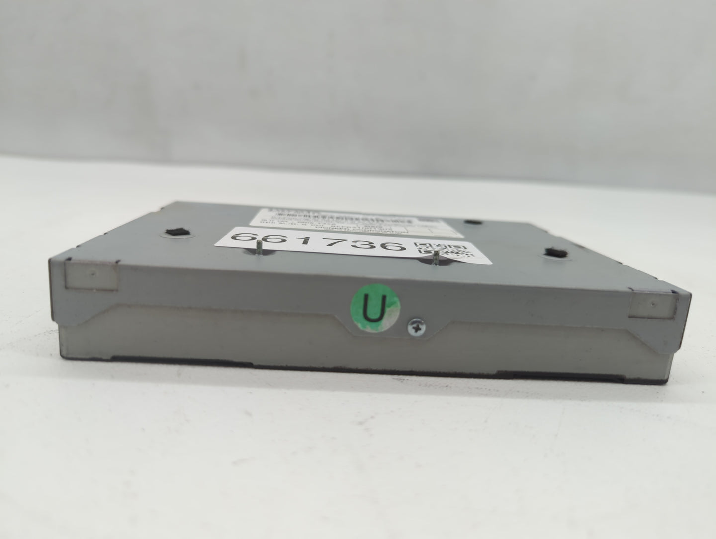 2014-2019 Toyota Highlander Radio AM FM Cd Player Receiver Replacement P/N:86180-0E011 Fits OEM Used Auto Parts - Oemusedaut