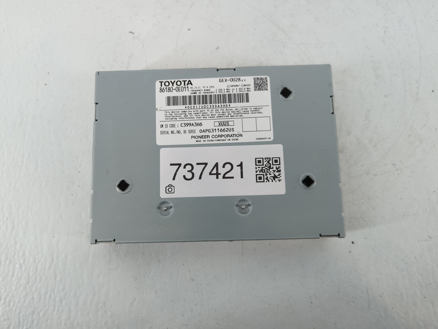 2014-2019 Toyota Highlander Radio AM FM Cd Player Receiver Replacement P/N:86180-0E011 Fits OEM Used Auto Parts - Oemusedaut