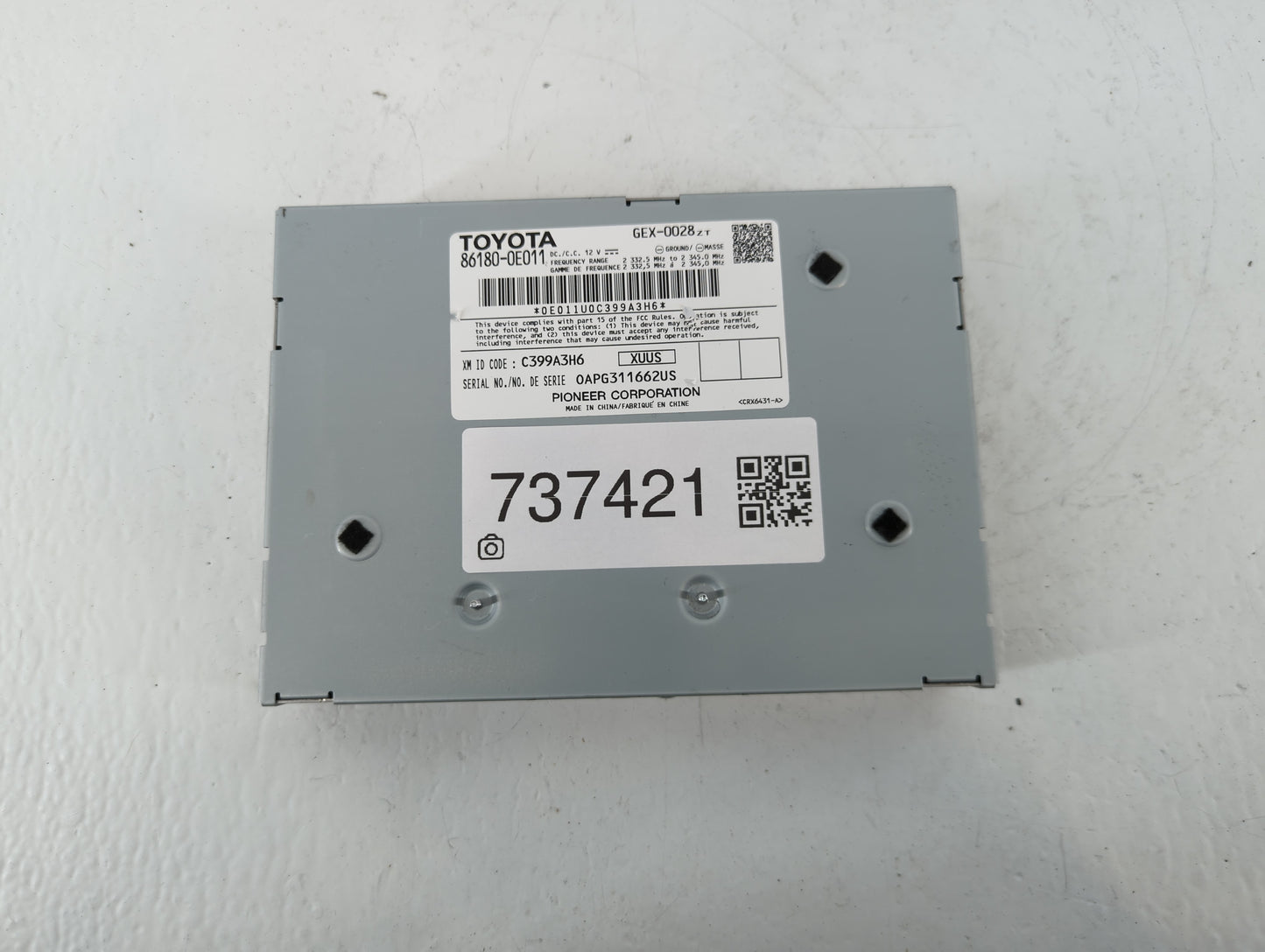 2014-2019 Toyota Highlander Radio AM FM Cd Player Receiver Replacement P/N:86180-0E011 Fits OEM Used Auto Parts - Oemusedaut