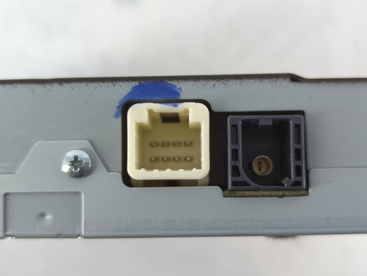 2014-2019 Toyota Highlander Am Fm Cd Player Radio Receiver 744662 - Oemusedautoparts1.com