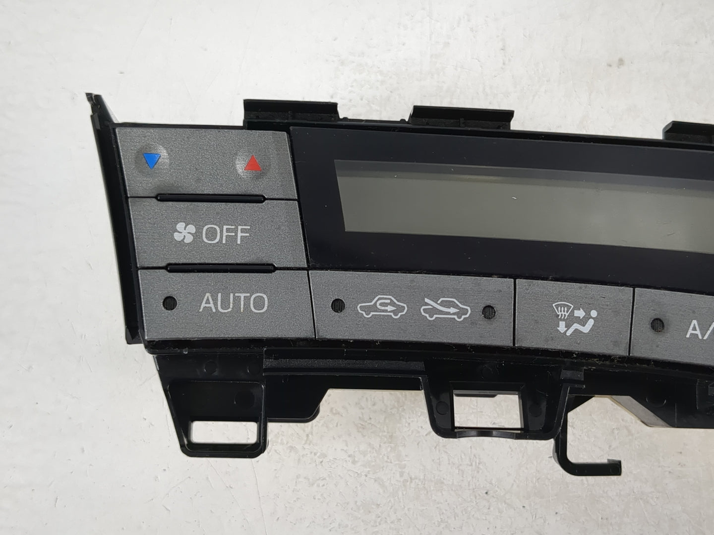 2013-2015 Toyota Prius Climate Control Module Temperature AC/Heater Replacement P/N:75D726 Fits Fits 2013 2014 2015 OEM Used