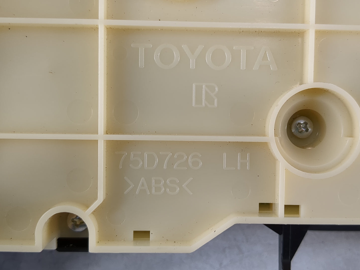 2013-2015 Toyota Prius Climate Control Module Temperature AC/Heater Replacement P/N:75D726 Fits Fits 2013 2014 2015 OEM Used