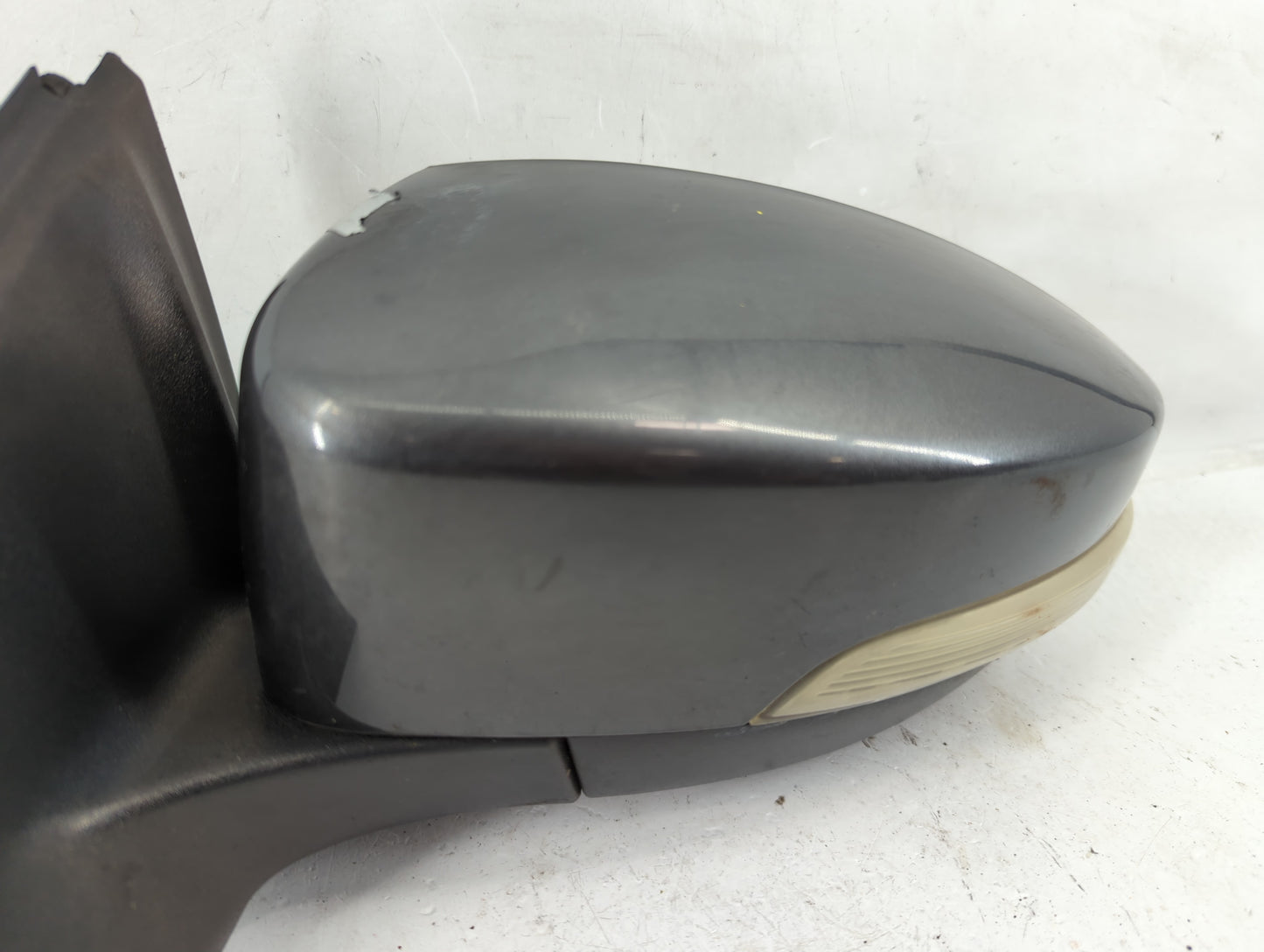 2014 Toyota Prius Driver Side View Mirror - Left Door Mirror OEM Used - Oemusedautoparts1.com