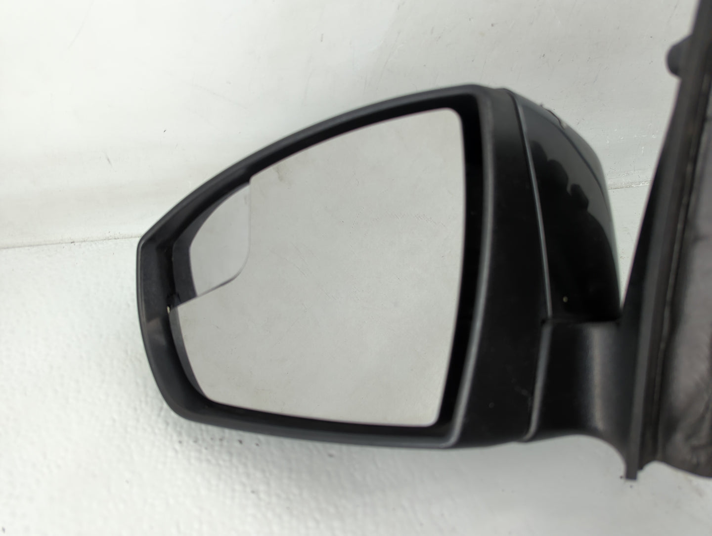 2014 Toyota Prius Driver Side View Mirror - Left Door Mirror OEM Used - Oemusedautoparts1.com