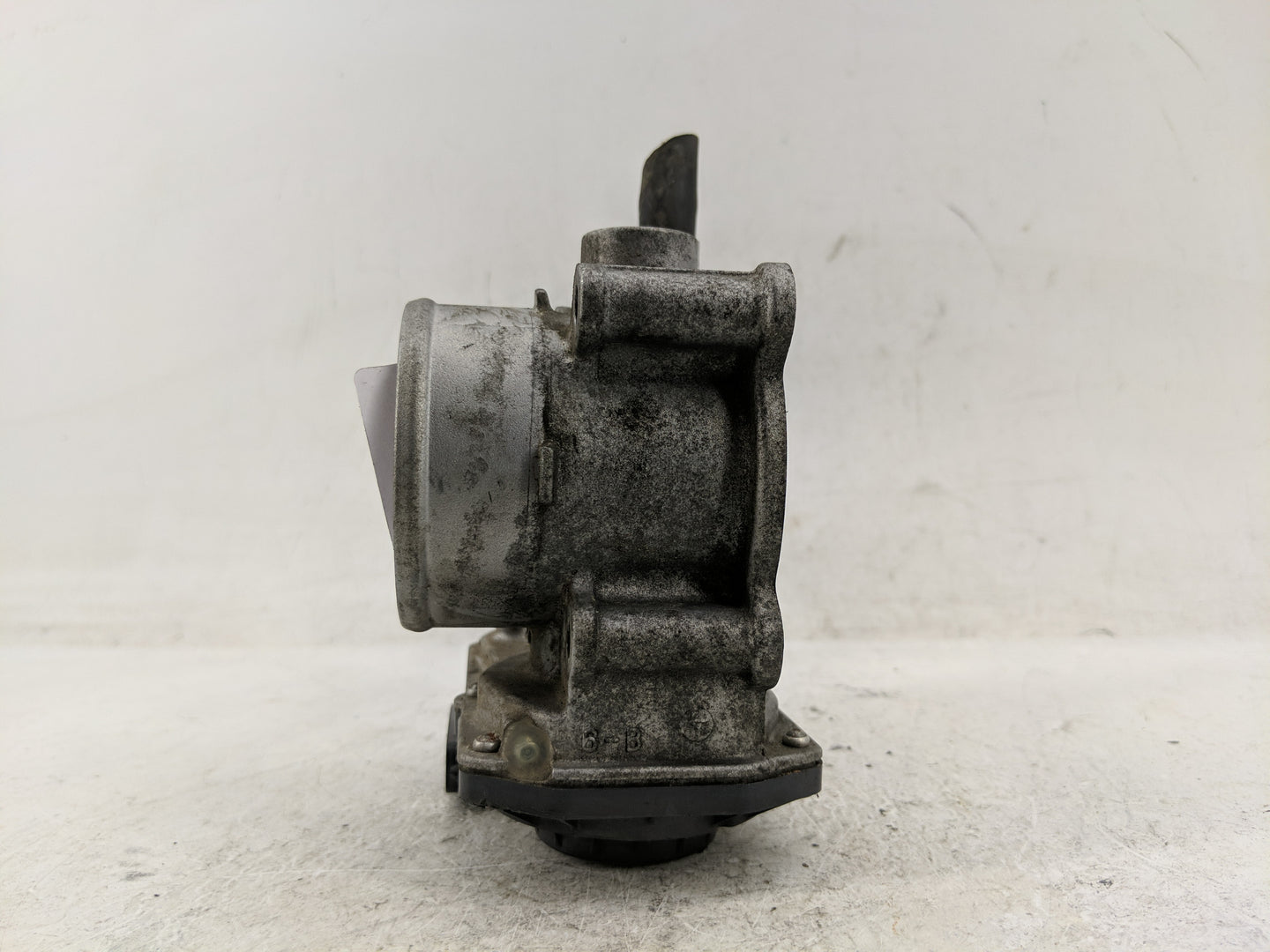 2010-2022 Toyota Prius Throttle Body P/N:22030-37060 Fits Fits 2010 2011 2012 2013 2014 2015 2016 2017 2018 2019 2020 2021 2