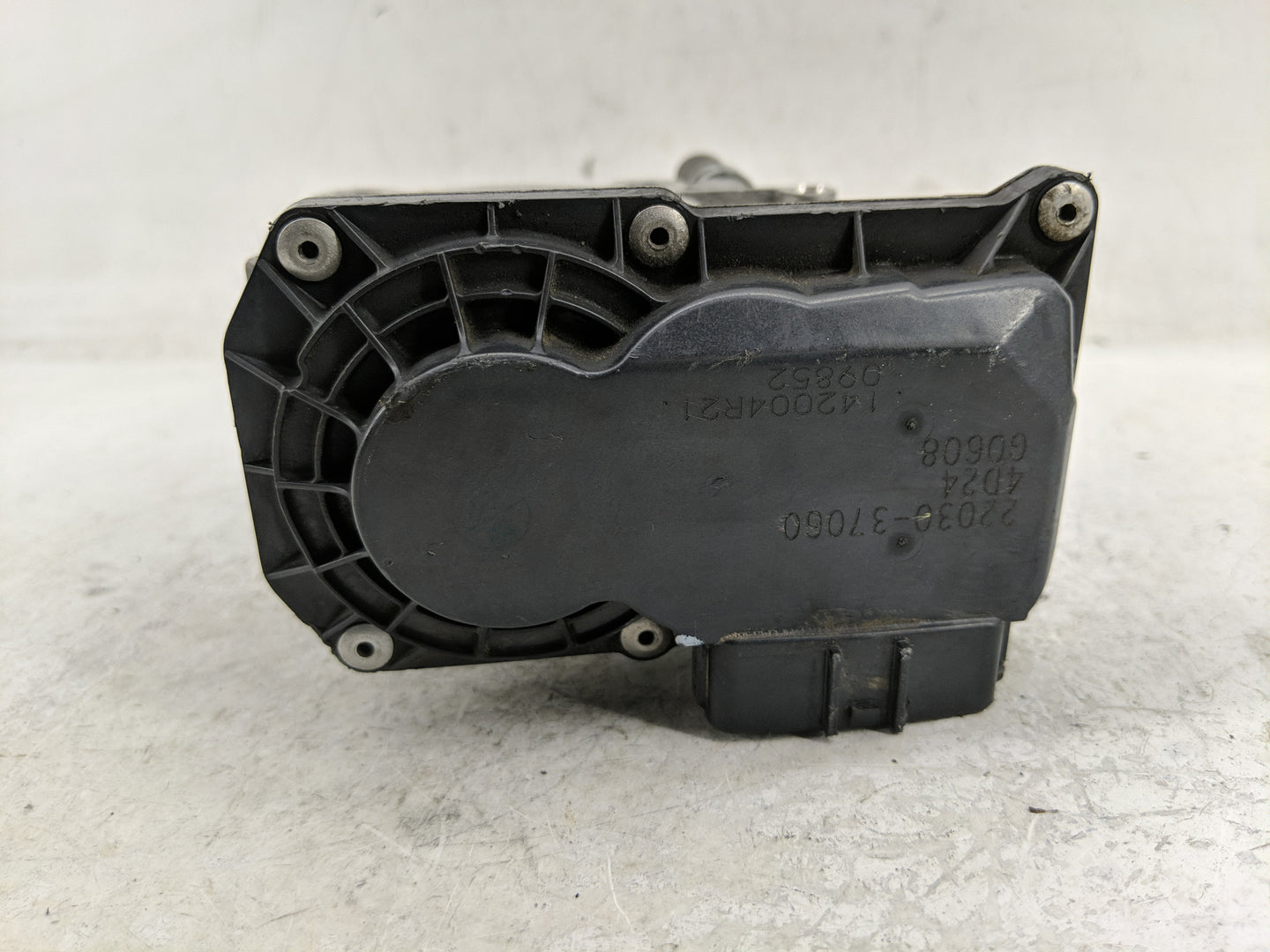 2010-2022 Toyota Prius Throttle Body P/N:22030-37060 Fits Fits 2010 2011 2012 2013 2014 2015 2016 2017 2018 2019 2020 2021 2