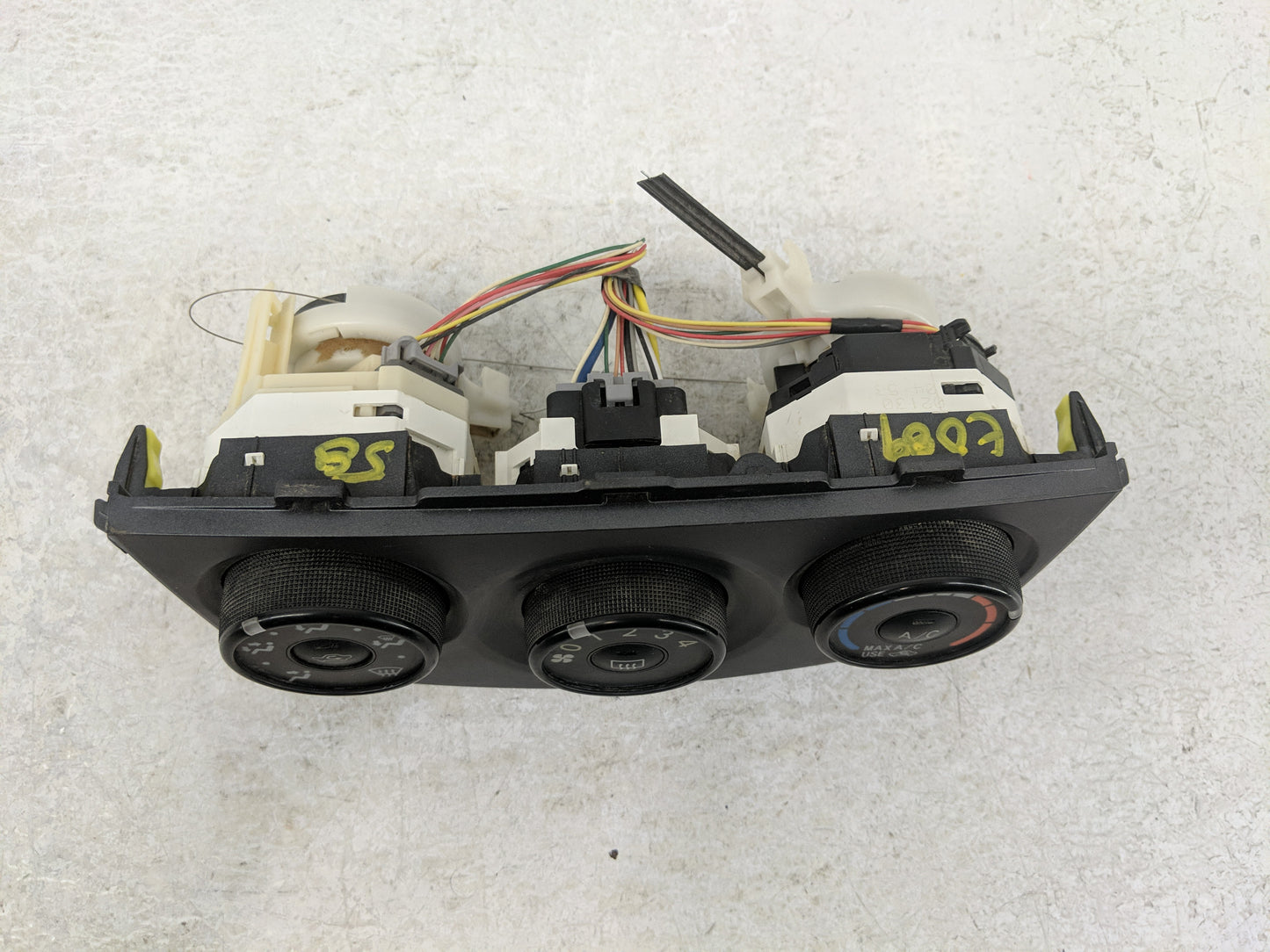 2012-2014 Toyota Prius Climate Control Module Temperature AC/Heater Replacement P/N:75D403 Fits Fits 2012 2013 2014 OEM Used