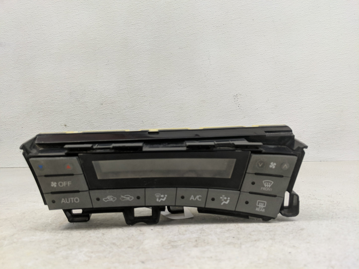 2013-2015 Toyota Prius Climate Control Module Temperature AC/Heater Replacement P/N:75D726 Fits Fits 2013 2014 2015 OEM Used
