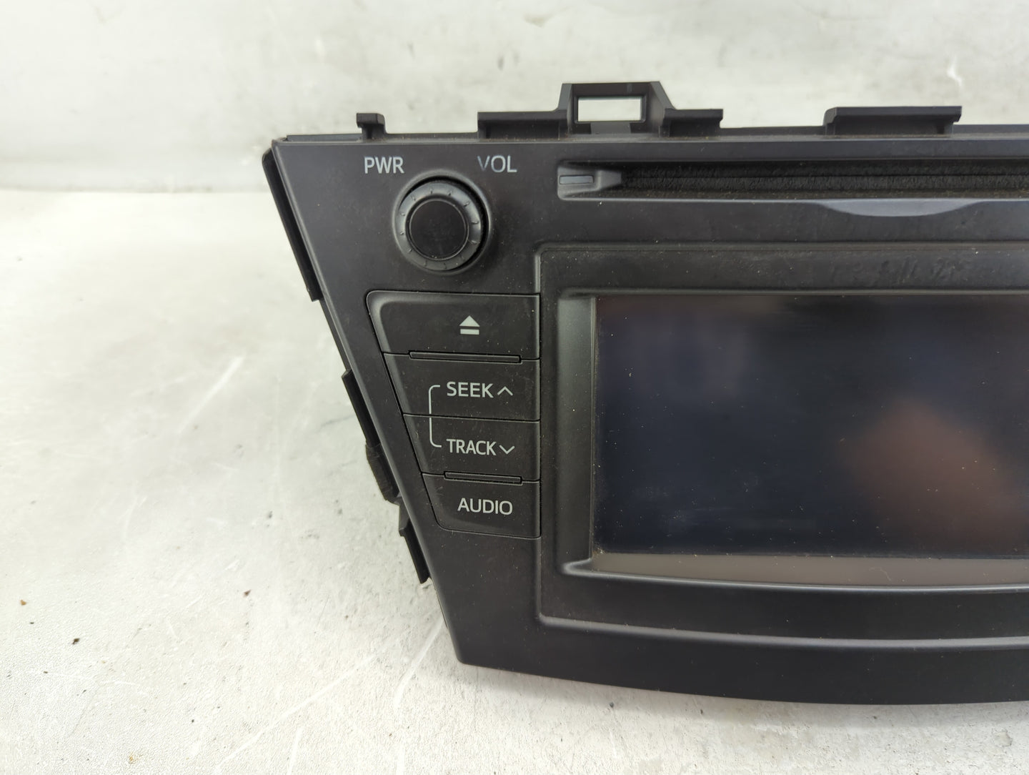 2012-2014 Toyota Prius Radio AM FM Cd Player Receiver Replacement P/N:86140-47010 CV-VS01E14D Fits Fits 2012 2013 2014 OEM U