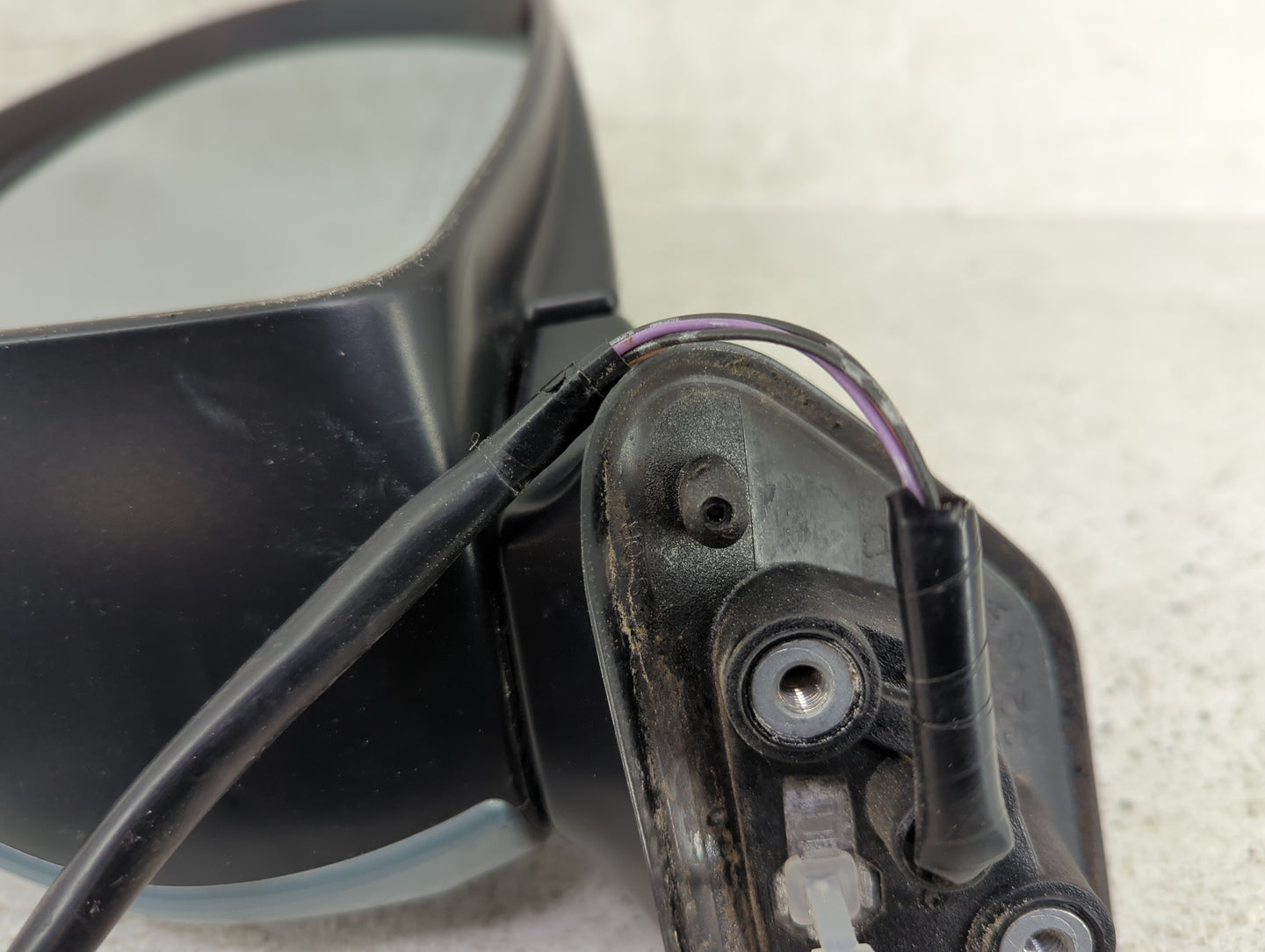 2010-2015 Toyota Prius Passenger Side View Mirror - Right Door Mirror OEM Used - Oemusedautoparts1.com