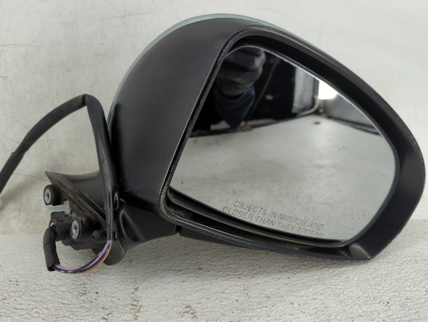 2010-2015 Toyota Prius Passenger Side View Mirror - Right Door Mirror OEM Used - Oemusedautoparts1.com