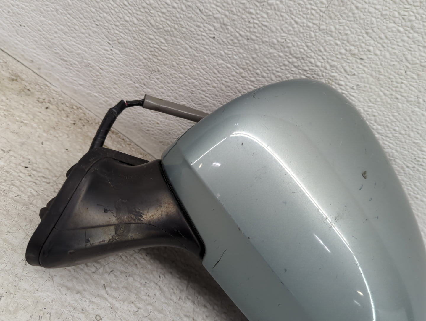 2010-2015 Toyota Prius Driver Side View Mirror - Left Door Mirror OEM Used - Oemusedautoparts1.com