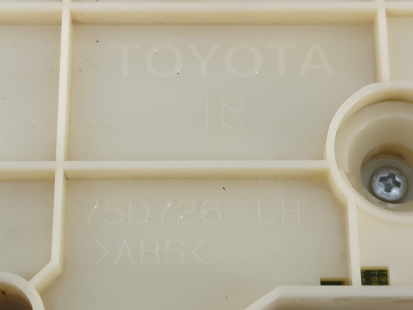 2012 Toyota Prius Climate Control Module Temperature AC/Heater Replacement P/N:75D726 Fits OEM Used Auto Parts - Oemusedauto