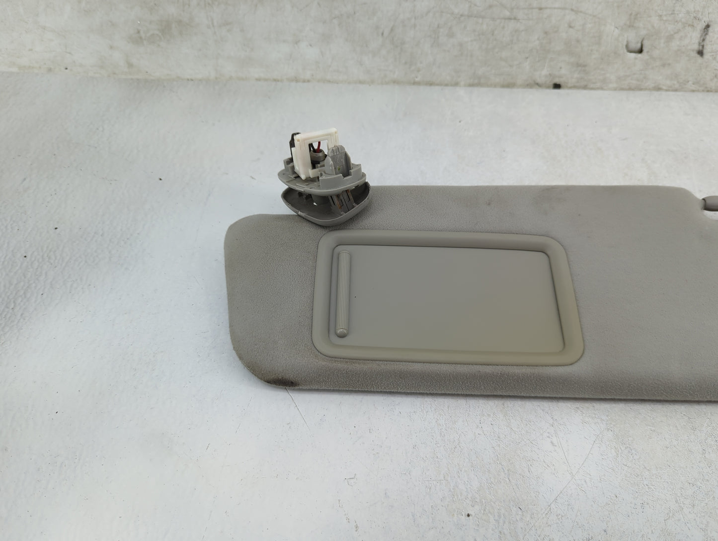 2012-2015 Toyota Prius Sun Visor Shade Replacement Driver Left Mirror Fits Fits 2012 2013 2014 2015 OEM Used Auto Parts - Oe
