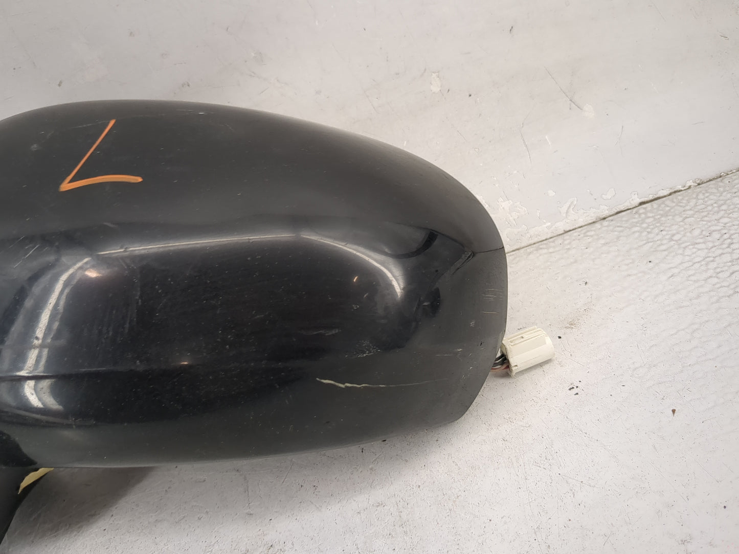 2010-2015 Toyota Prius Driver Side View Mirror - Left Door Mirror OEM Used - Oemusedautoparts1.com