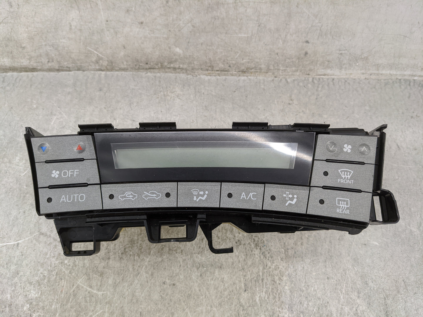 2013-2015 Toyota Prius Climate Control Module Temperature AC/Heater Replacement P/N:75D726 Fits Fits 2013 2014 2015 OEM Used