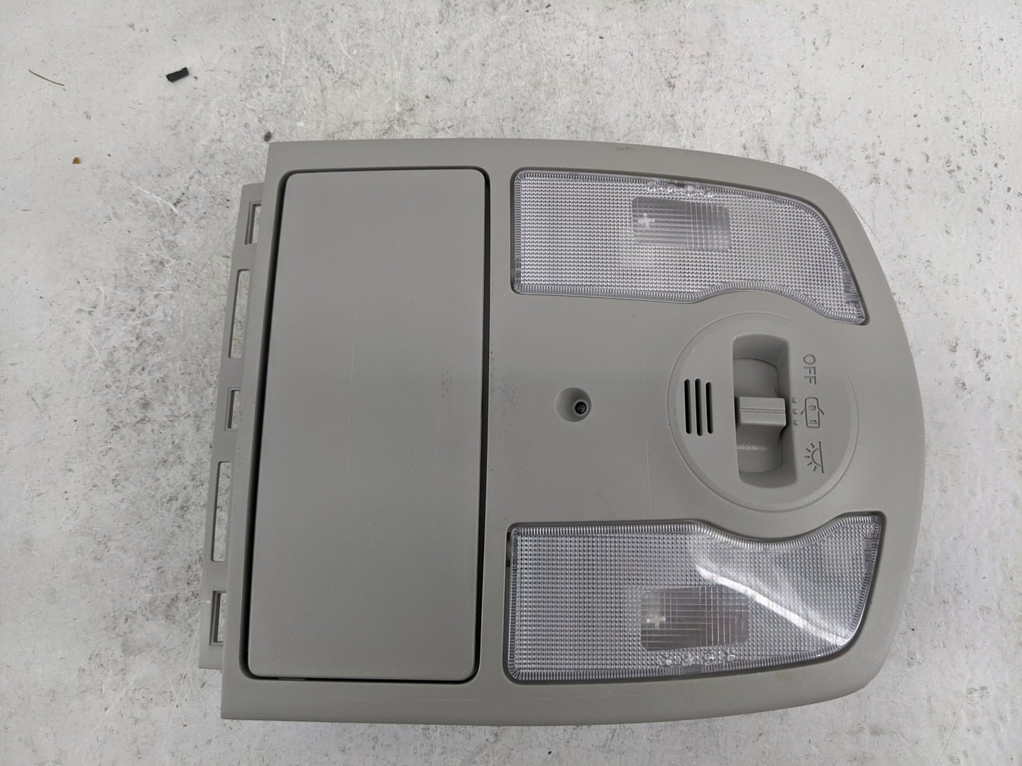2014 Toyota Prius Overhead Roof Console Gray - Oemusedautoparts1.com