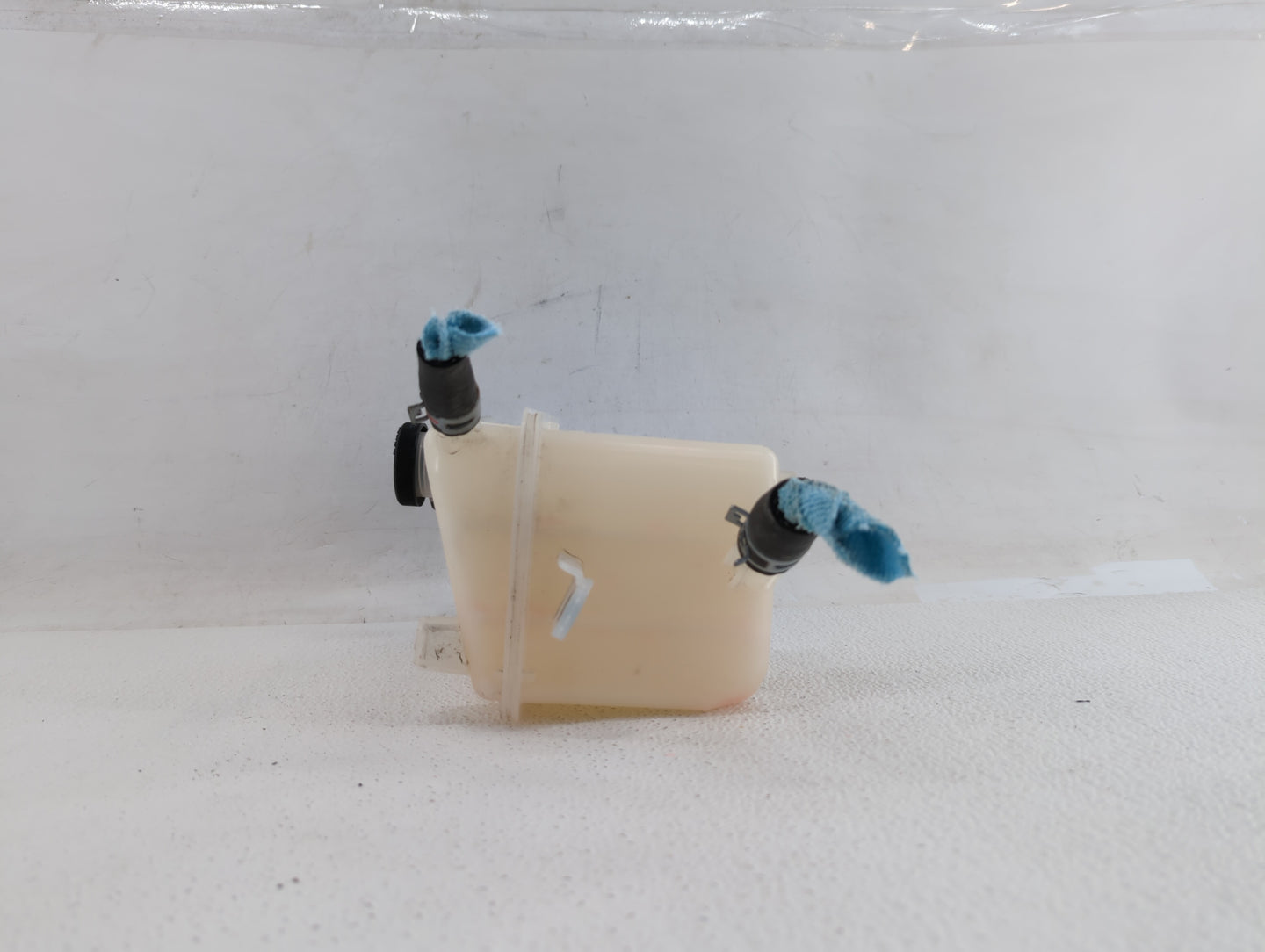 2012-2015 Toyota Prius Windshield Washer Fluid Reservoir Bottle Oem - Oemusedautoparts1.com