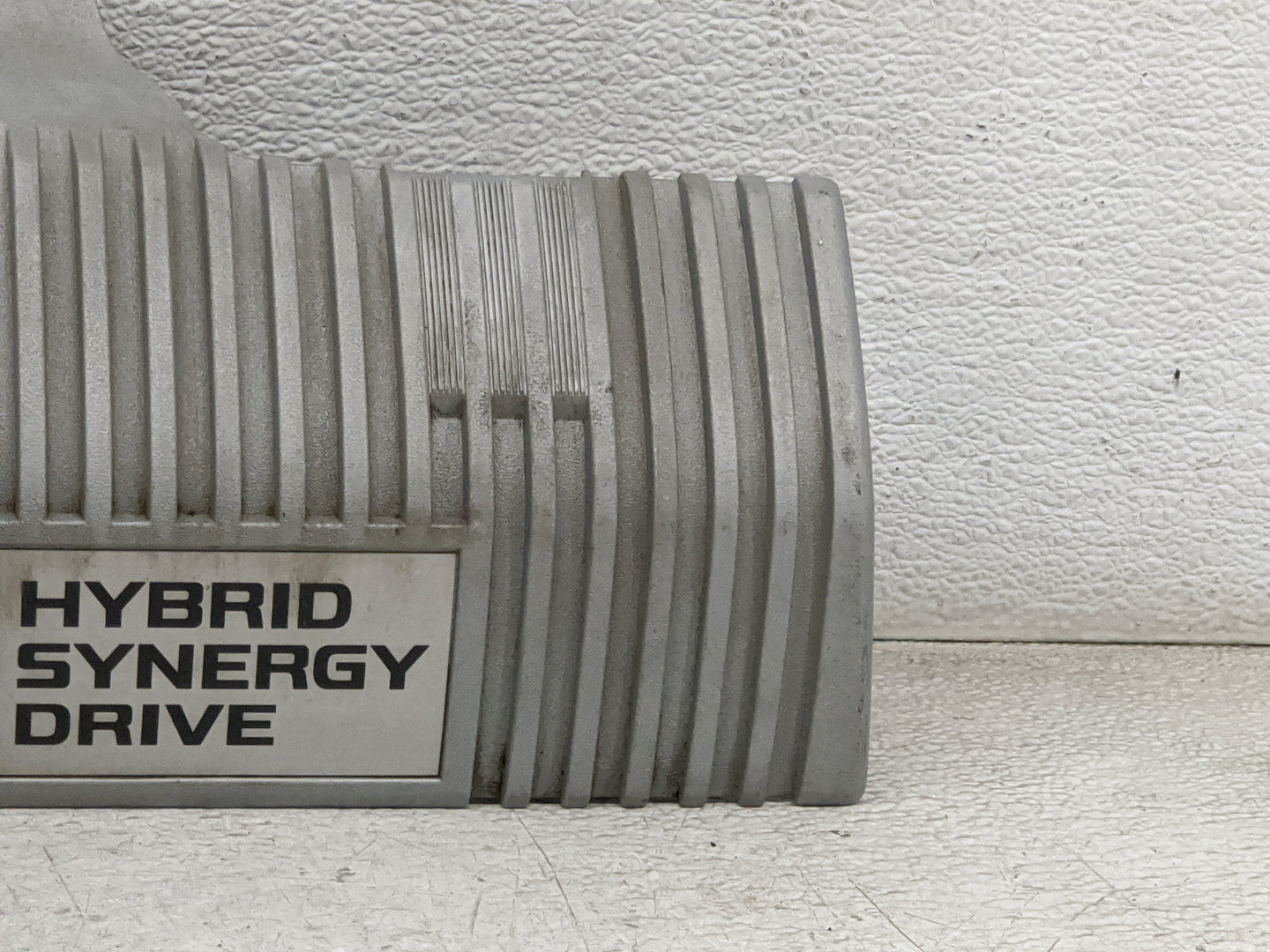 2014 Toyota Prius Engine Cover - Oemusedautoparts1.com