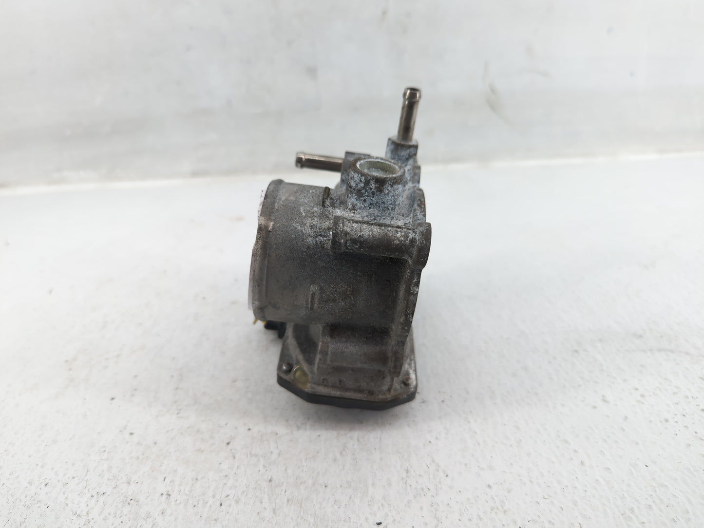 2010-2022 Toyota Prius Throttle Body P/N:22030-37060 Fits Fits 2010 2011 2012 2013 2014 2015 2016 2017 2018 2019 2020 2021 2