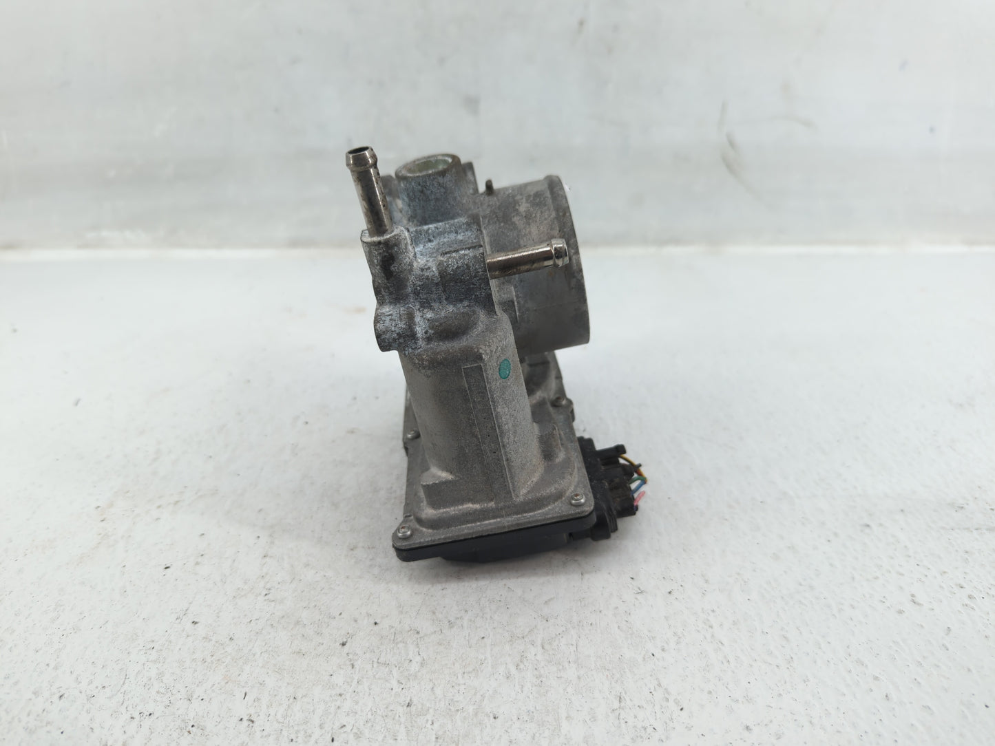 2010-2022 Toyota Prius Throttle Body P/N:22030-37060 Fits Fits 2010 2011 2012 2013 2014 2015 2016 2017 2018 2019 2020 2021 2