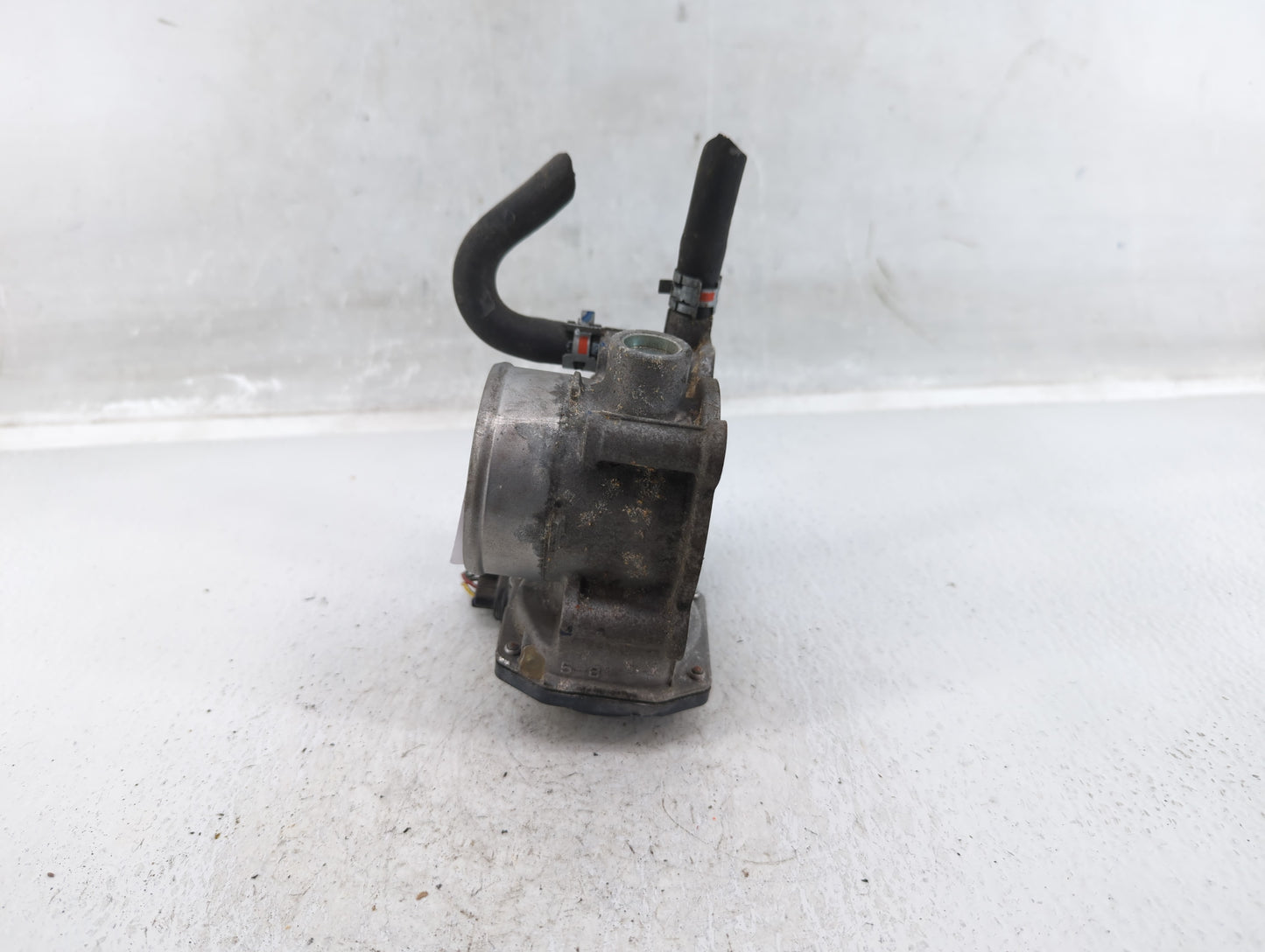2010-2022 Toyota Prius Throttle Body P/N:22030-3T060 Fits Fits 2010 2011 2012 2013 2014 2015 2016 2017 2018 2019 2020 2021 2