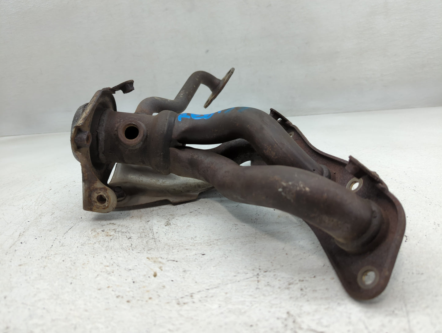 2010-2015 Toyota Prius Turbocharger Exhaust Manifold With Turbo Charger - Oemusedautoparts1.com