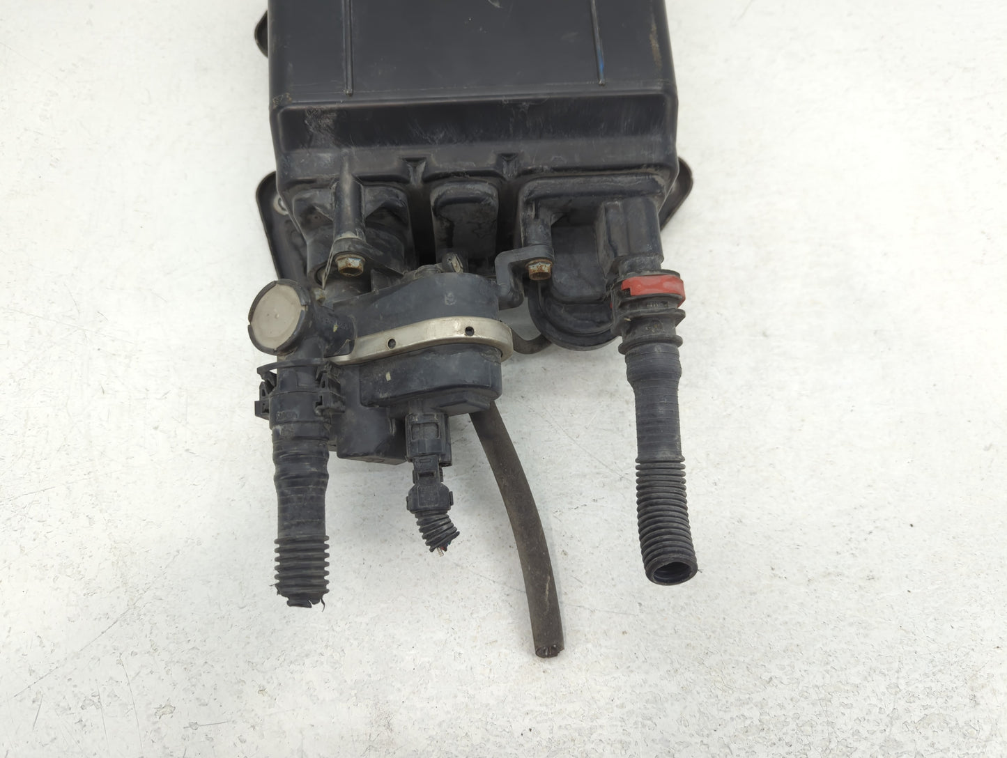 2014 Toyota Prius C Fuel Vapor Charcoal Canister - Oemusedautoparts1.com