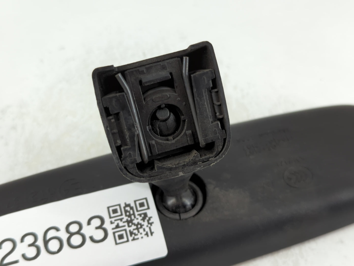 2004-2015 Toyota Rav4 Interior Rear View Mirror Replacement OEM P/N:E4032197 Fits OEM Used Auto Parts - Oemusedautoparts1.co