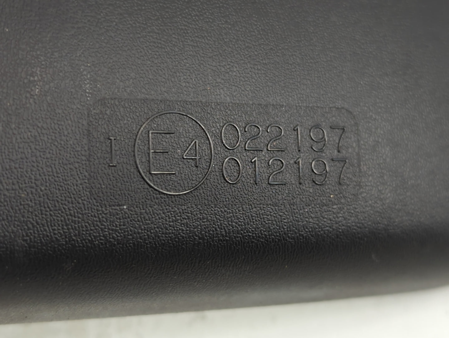 2004-2015 Toyota Rav4 Interior Rear View Mirror Replacement OEM P/N:E4012197 E4022197 Fits OEM Used Auto Parts - Oemusedauto