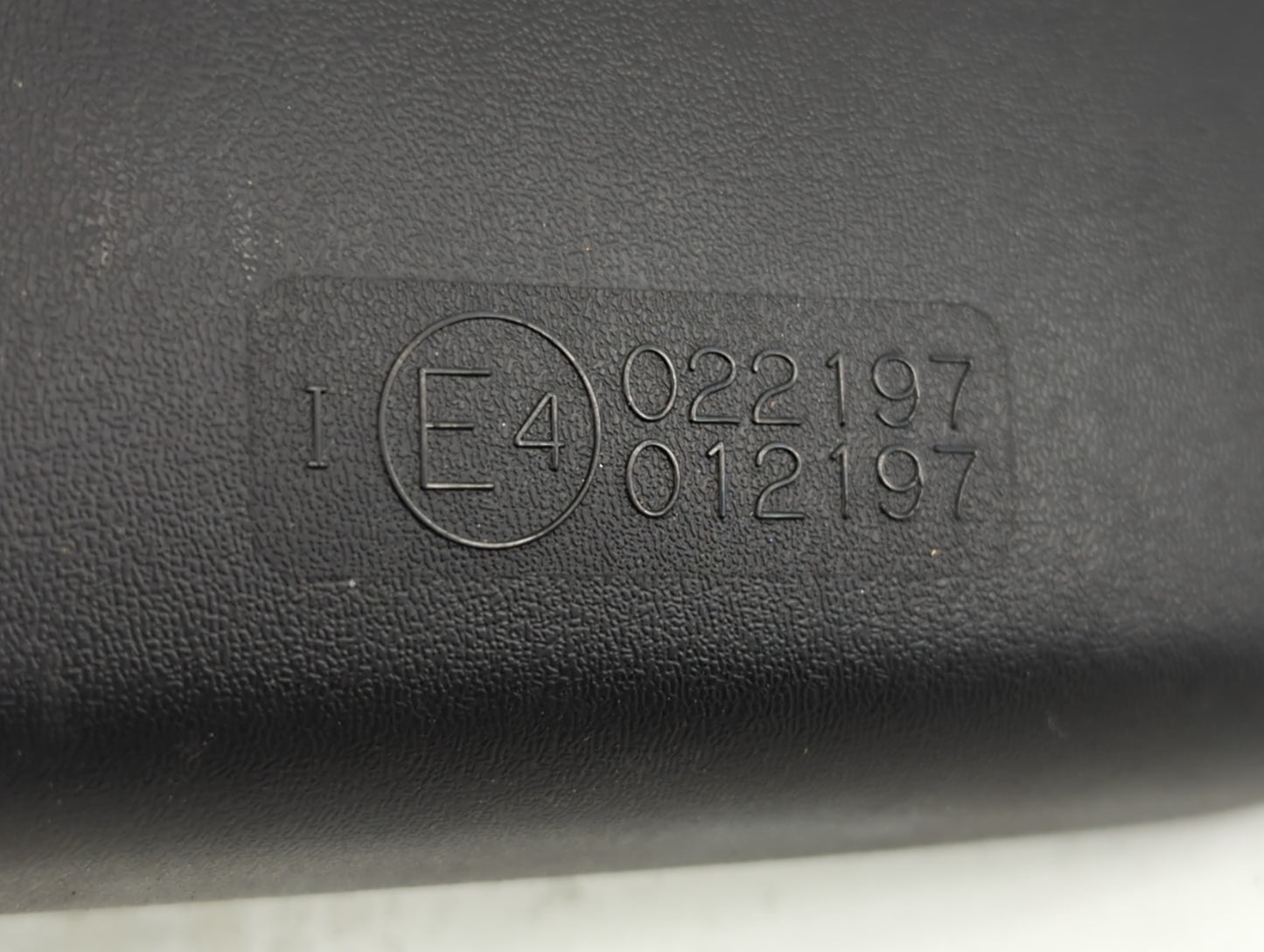 2004-2015 Toyota Rav4 Interior Rear View Mirror Replacement OEM P/N:E4012197 E4022197 Fits OEM Used Auto Parts - Oemusedauto