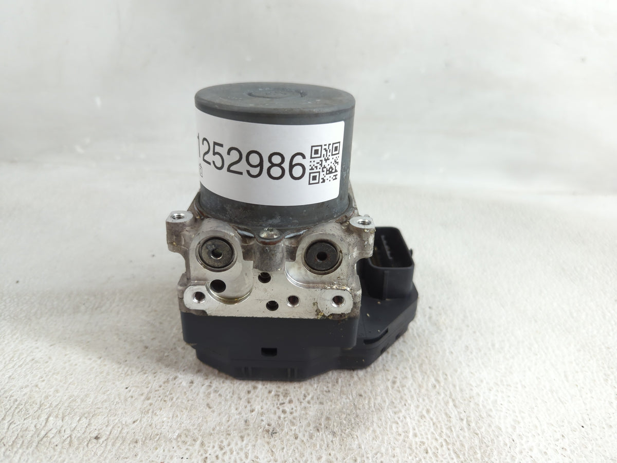 2013-2014 Toyota Rav4 Anti-Lock Brake ABS Pump Module Actuator OEM P/N:133000-8690 89541-42571, 44540-42281 Fits Fits 2013 2