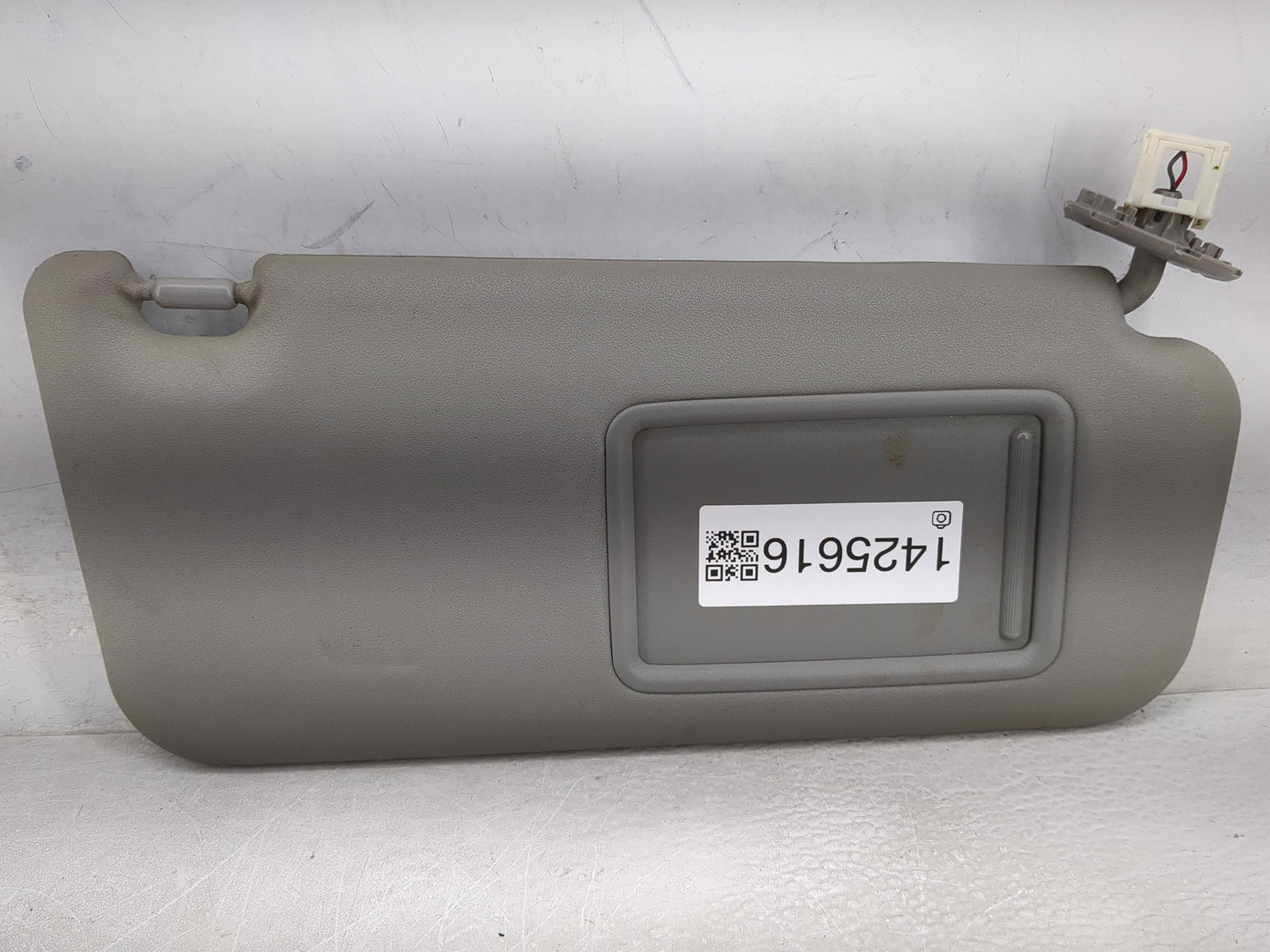 2010-2014 Toyota Rav4 Sun Visor Shade Replacement Passenger Right Mirror Fits Fits 2010 2011 2012 2013 2014 OEM Used Auto Pa