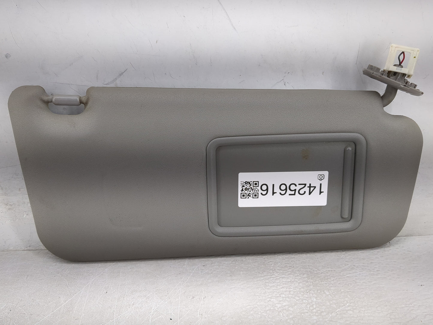 2010-2014 Toyota Rav4 Sun Visor Shade Replacement Passenger Right Mirror Fits Fits 2010 2011 2012 2013 2014 OEM Used Auto Pa