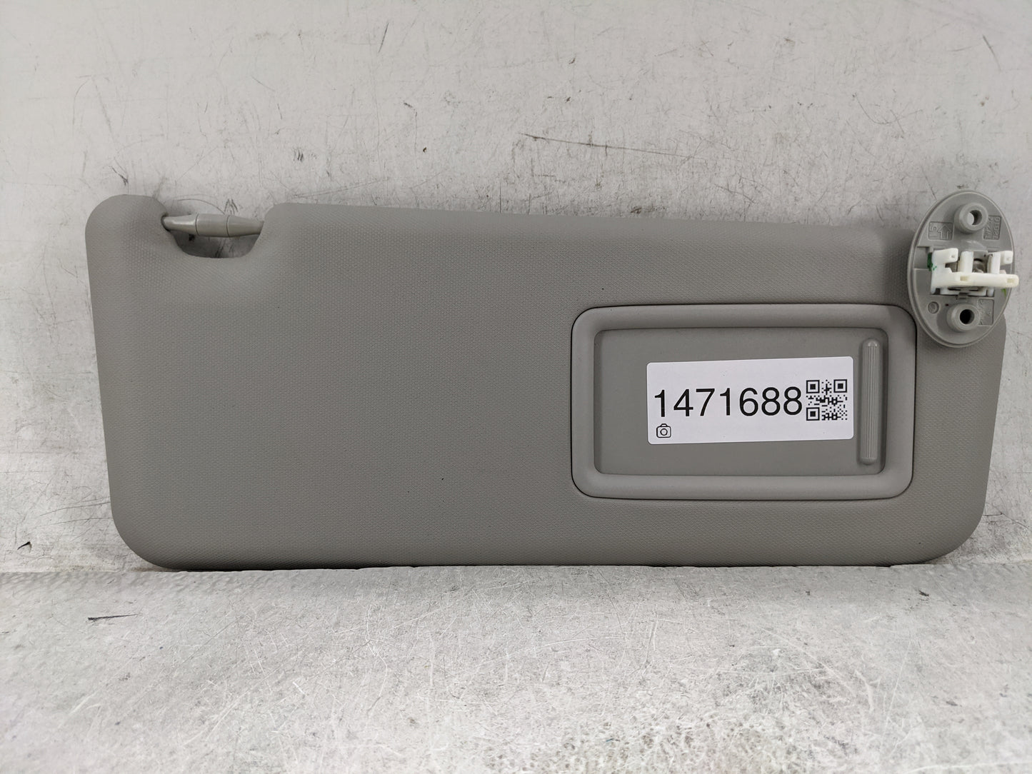 2014 Toyota Rav4 Sun Visor Shade Replacement Passenger Right Mirror Fits OEM Used Auto Parts - Oemusedautoparts1.com