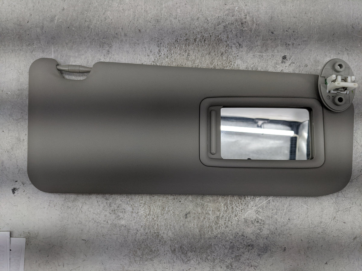 2014 Toyota Rav4 Sun Visor Shade Replacement Passenger Right Mirror Fits OEM Used Auto Parts - Oemusedautoparts1.com