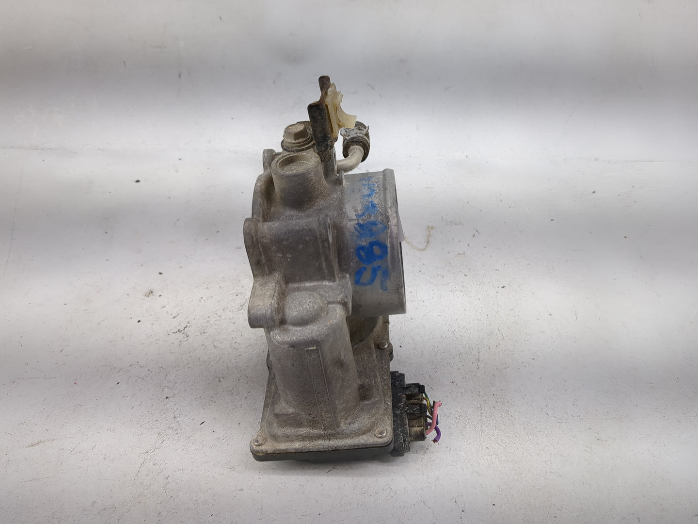 2009-2018 Toyota Rav4 Throttle Body P/N:22030-36010 Fits Fits 2009 2010 2011 2012 2013 2014 2015 2016 2017 2018 2019 OEM Use