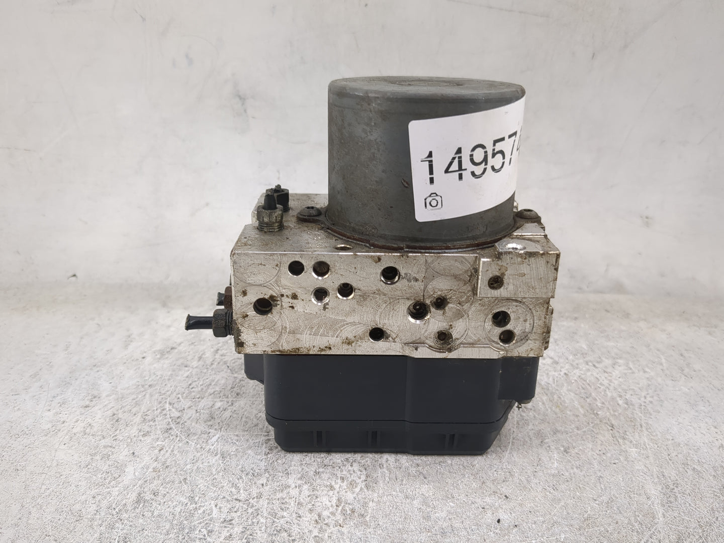 2013-2014 Toyota Rav4 ABS Pump Control Module Replacement P/N:89541-0R051 116040-36440 Fits Fits 2013 2014 OEM Used Auto Par