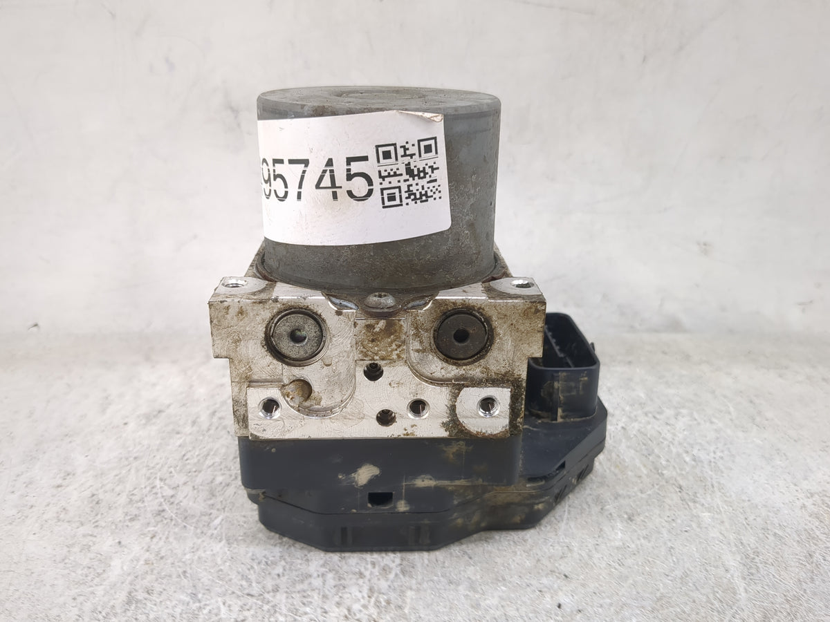 2013-2014 Toyota Rav4 ABS Pump Control Module Replacement P/N:89541-0R051 116040-36440 Fits Fits 2013 2014 OEM Used Auto Par