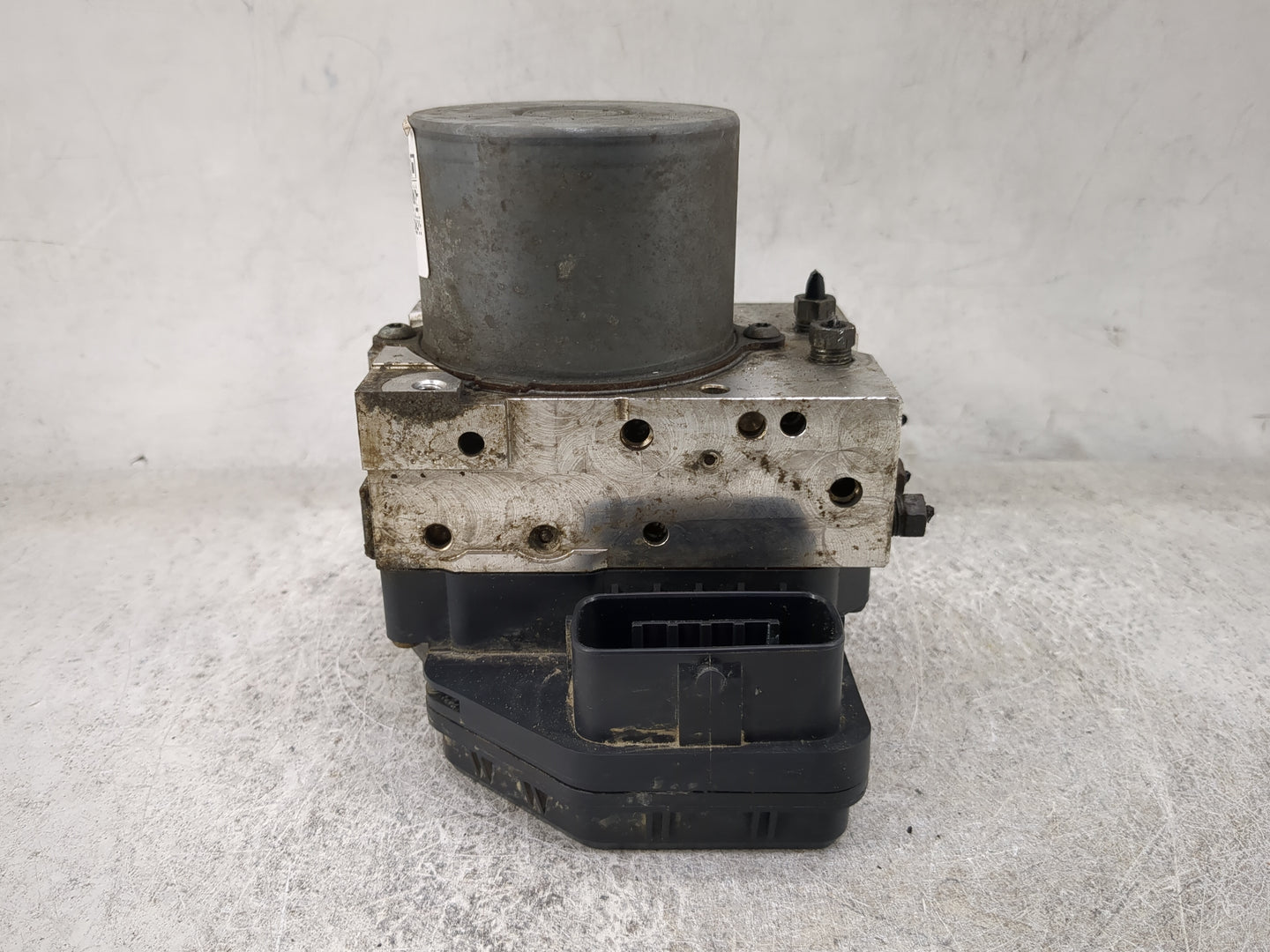 2013-2014 Toyota Rav4 ABS Pump Control Module Replacement P/N:89541-0R051 116040-36440 Fits Fits 2013 2014 OEM Used Auto Par