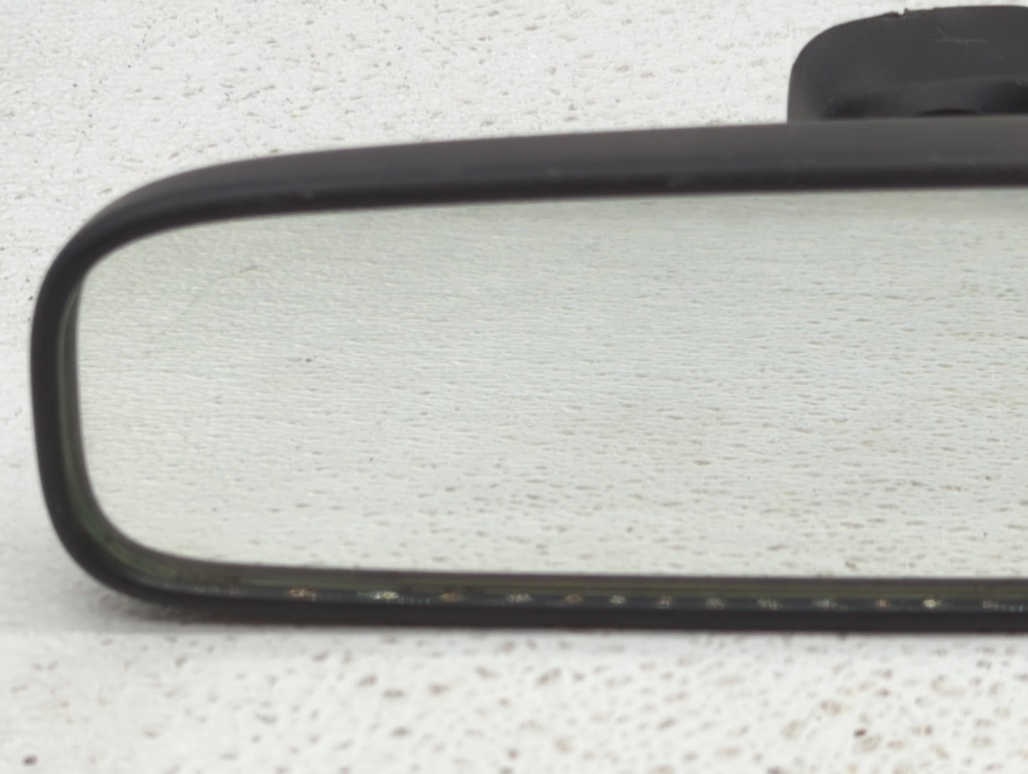 2014 Toyota Rav4 Interior Rear View Mirror Replacement OEM P/N:E4012197 E4022197 Fits OEM Used Auto Parts - Oemusedautoparts