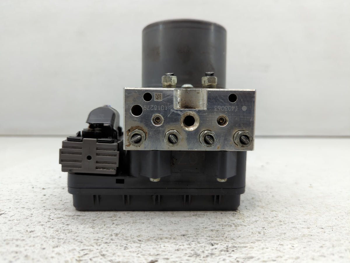 2013-2014 Toyota Rav4 Anti-Lock Brake ABS Pump Module Actuator OEM Fits Fits 2013 2014 OEM Used Auto Parts - Oemusedautopart