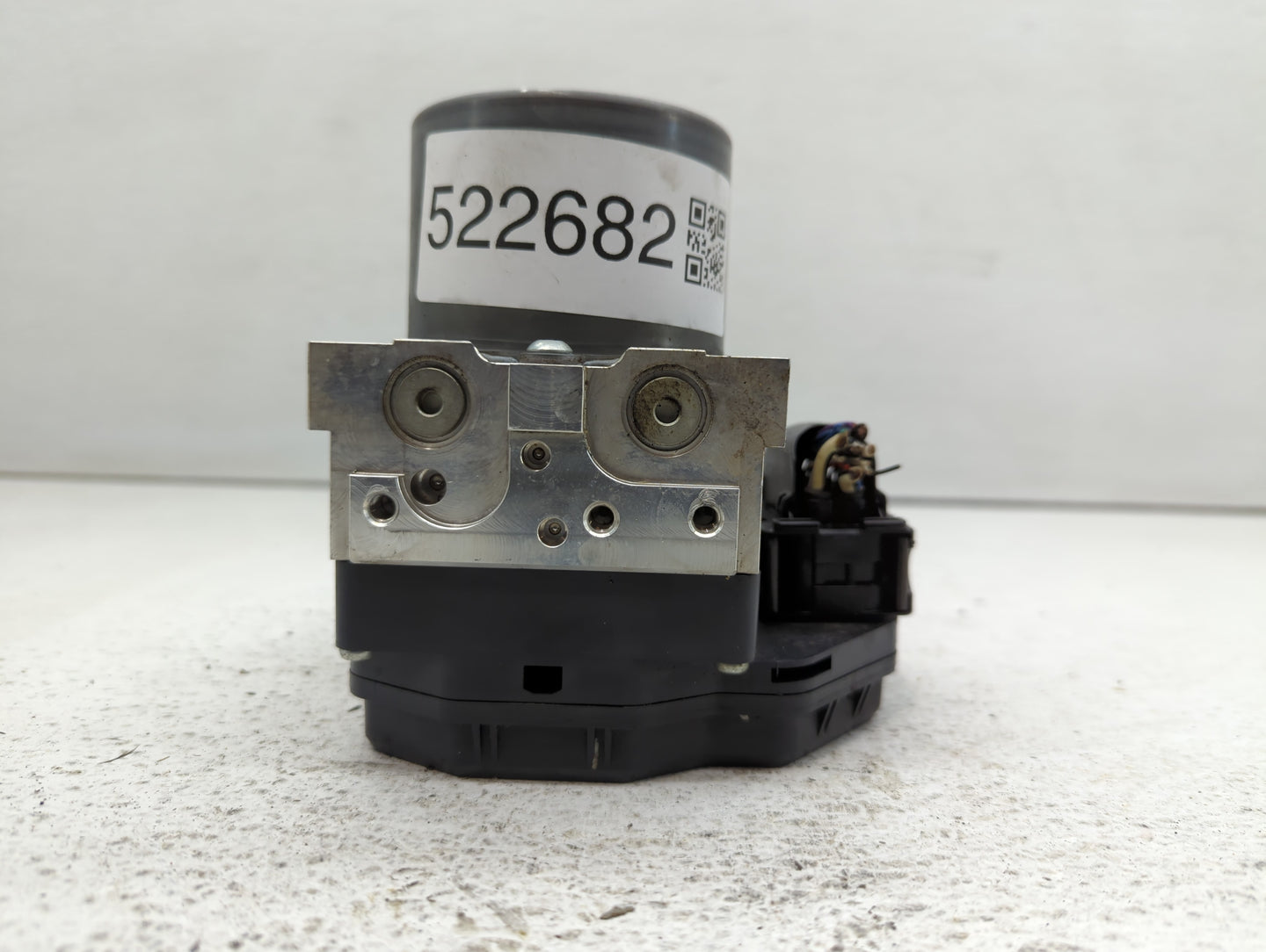 2013-2014 Toyota Rav4 ABS Pump Control Module Replacement Fits Fits 2013 2014 OEM Used Auto Parts - Oemusedautoparts1.com