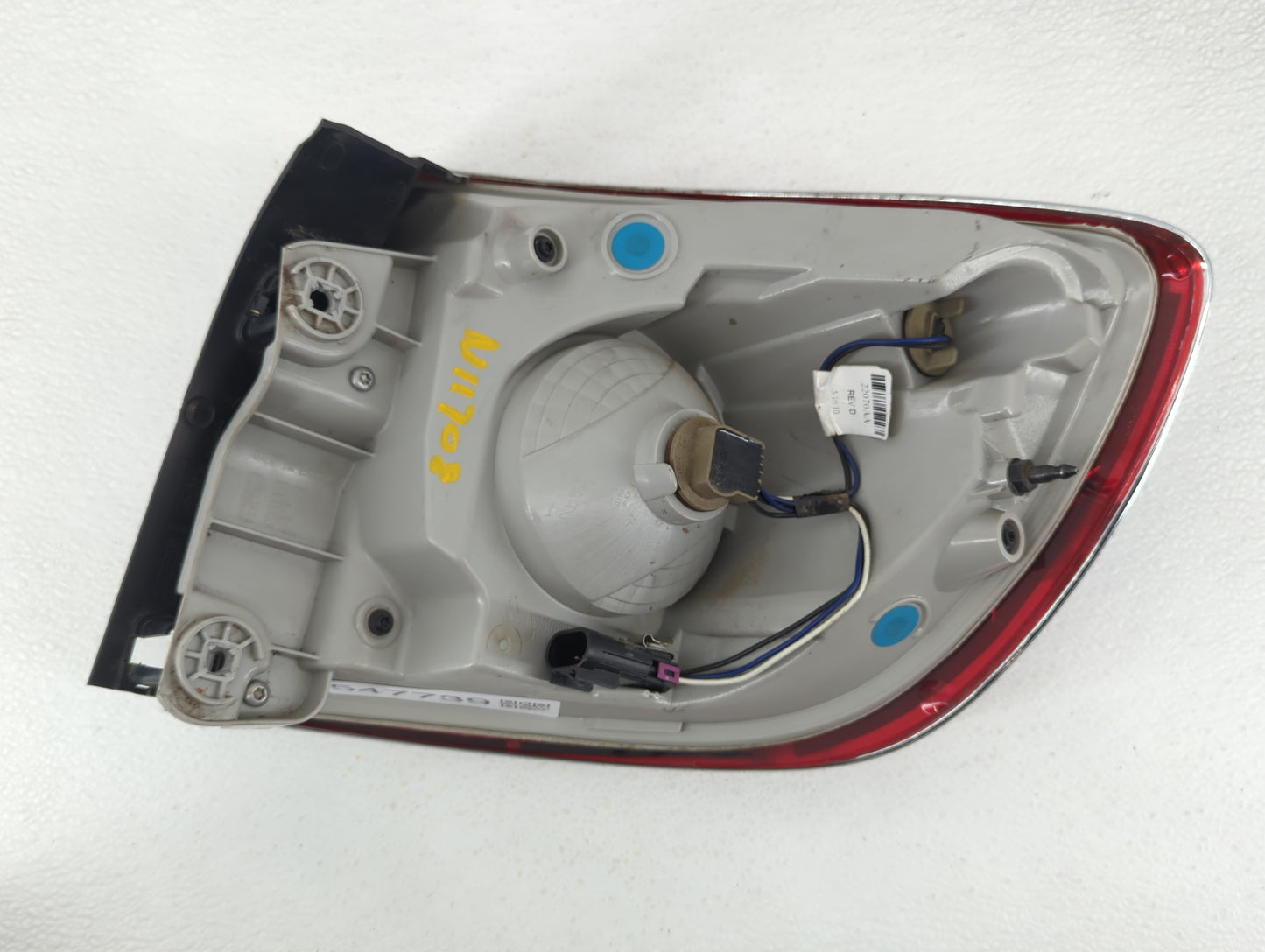 2013-2015 Toyota Rav4 Tail Light Assembly Driver Left OEM P/N:25954941 Fits Fits 2013 2014 2015 OEM Used Auto Parts - Oemuse