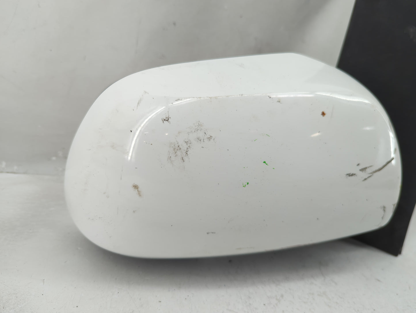 2013-2014 Toyota Sienna Passenger Side View Mirror - Right Door Mirror OEM Used - Oemusedautoparts1.com