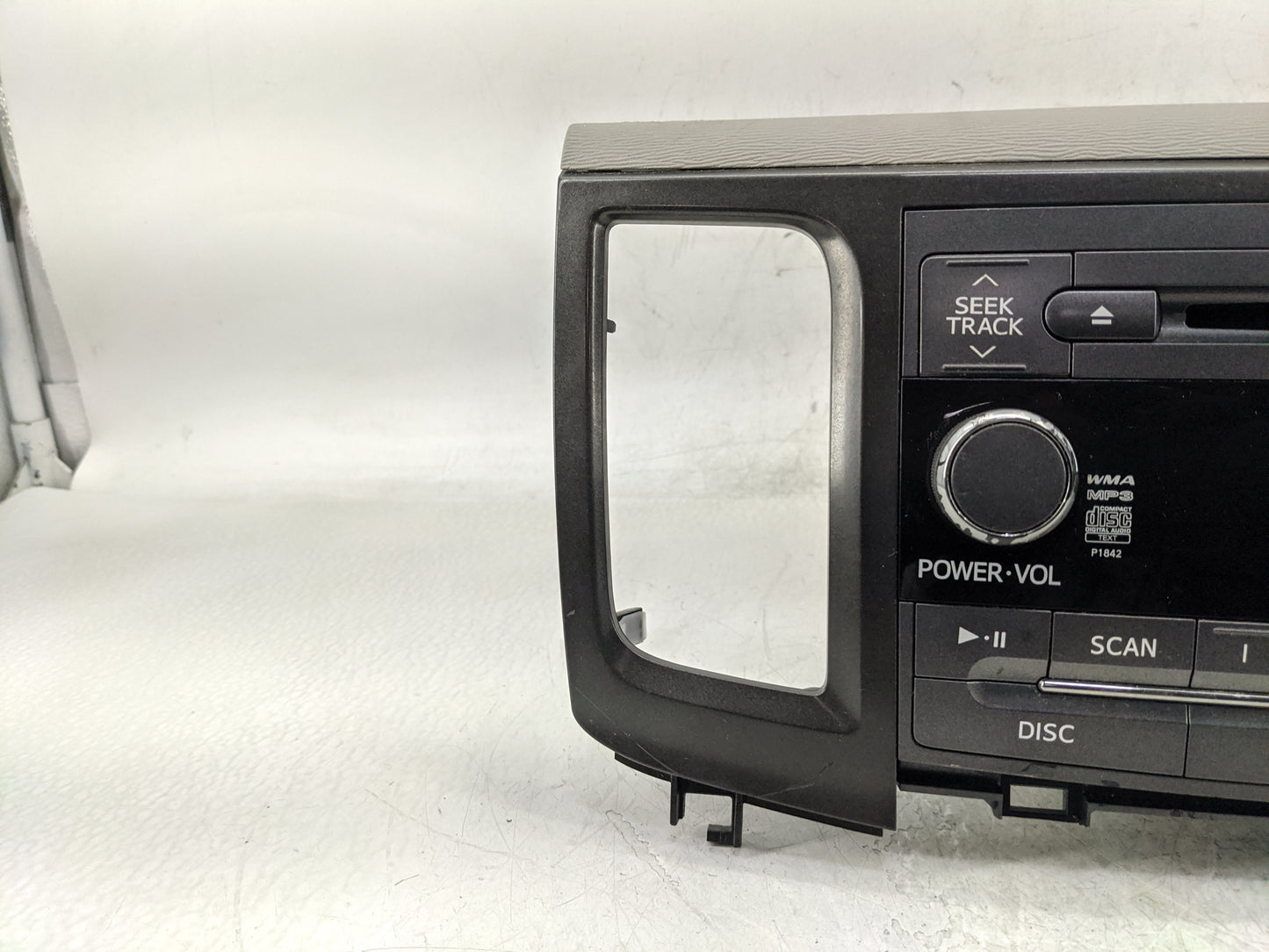 2011-2014 Toyota Sienna Radio AM FM Cd Player Receiver Replacement P/N:86120-08270 Fits Fits 2011 2012 2013 2014 OEM Used Au